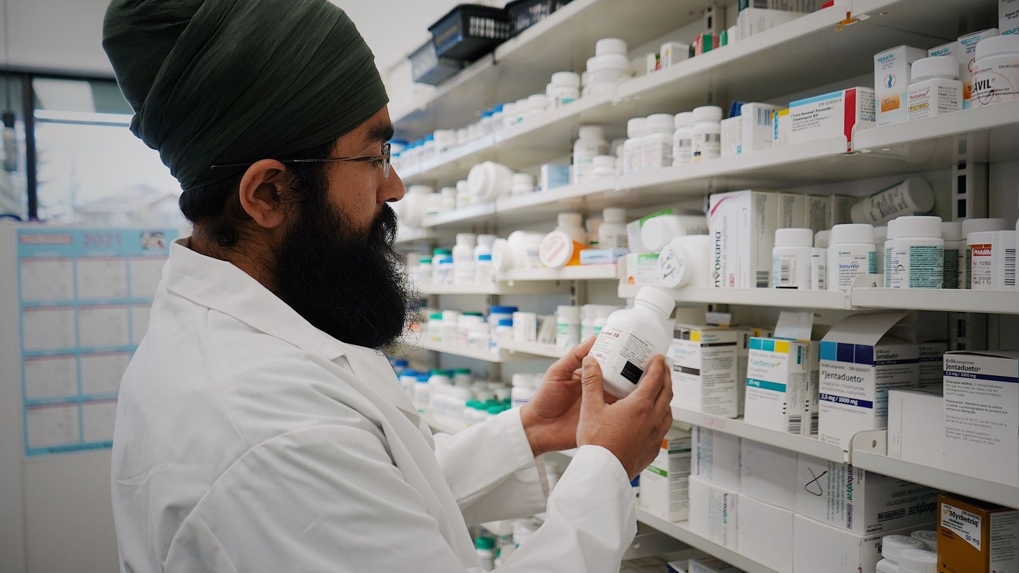 Melatonin in Australia: How to Buy It Legally and What Works